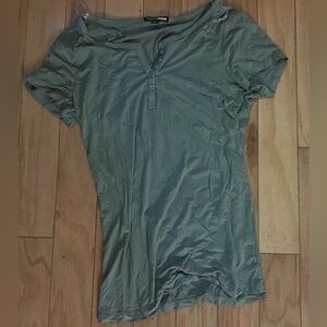 Fashion nova green short sleeve